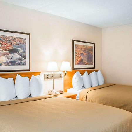 Quality Inn Rhinelander Экстерьер фото