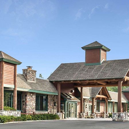 Quality Inn Rhinelander Экстерьер фото
