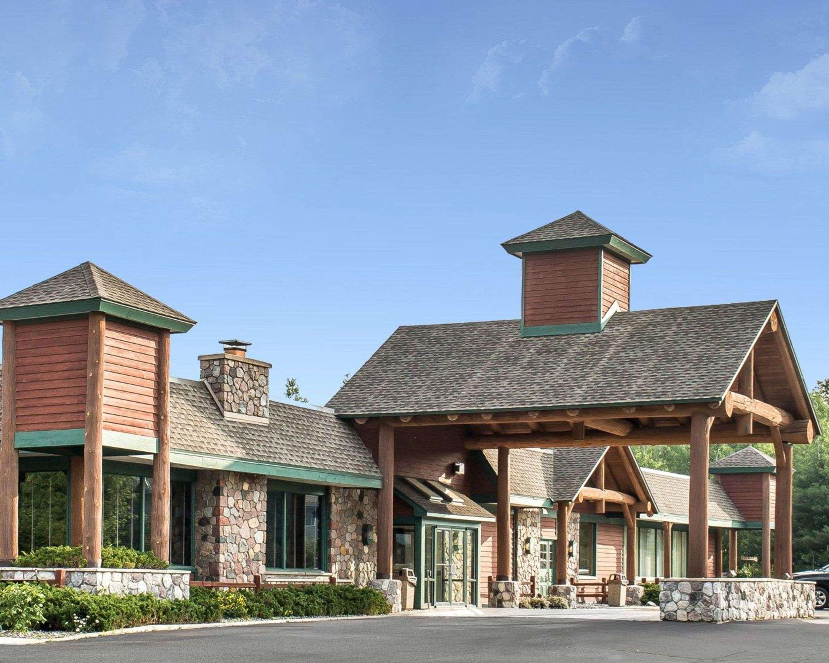Quality Inn Rhinelander Экстерьер фото