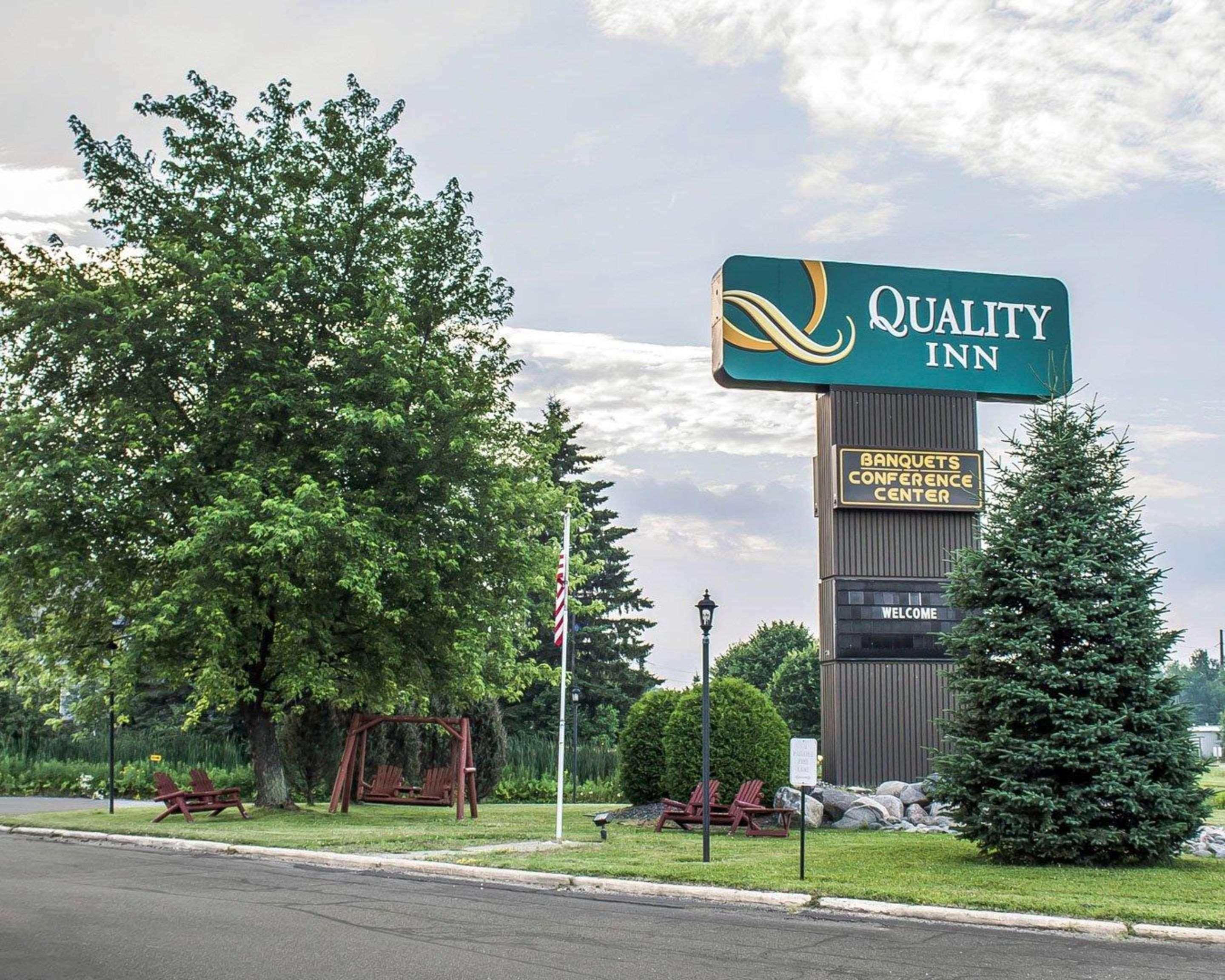 Quality Inn Rhinelander Экстерьер фото