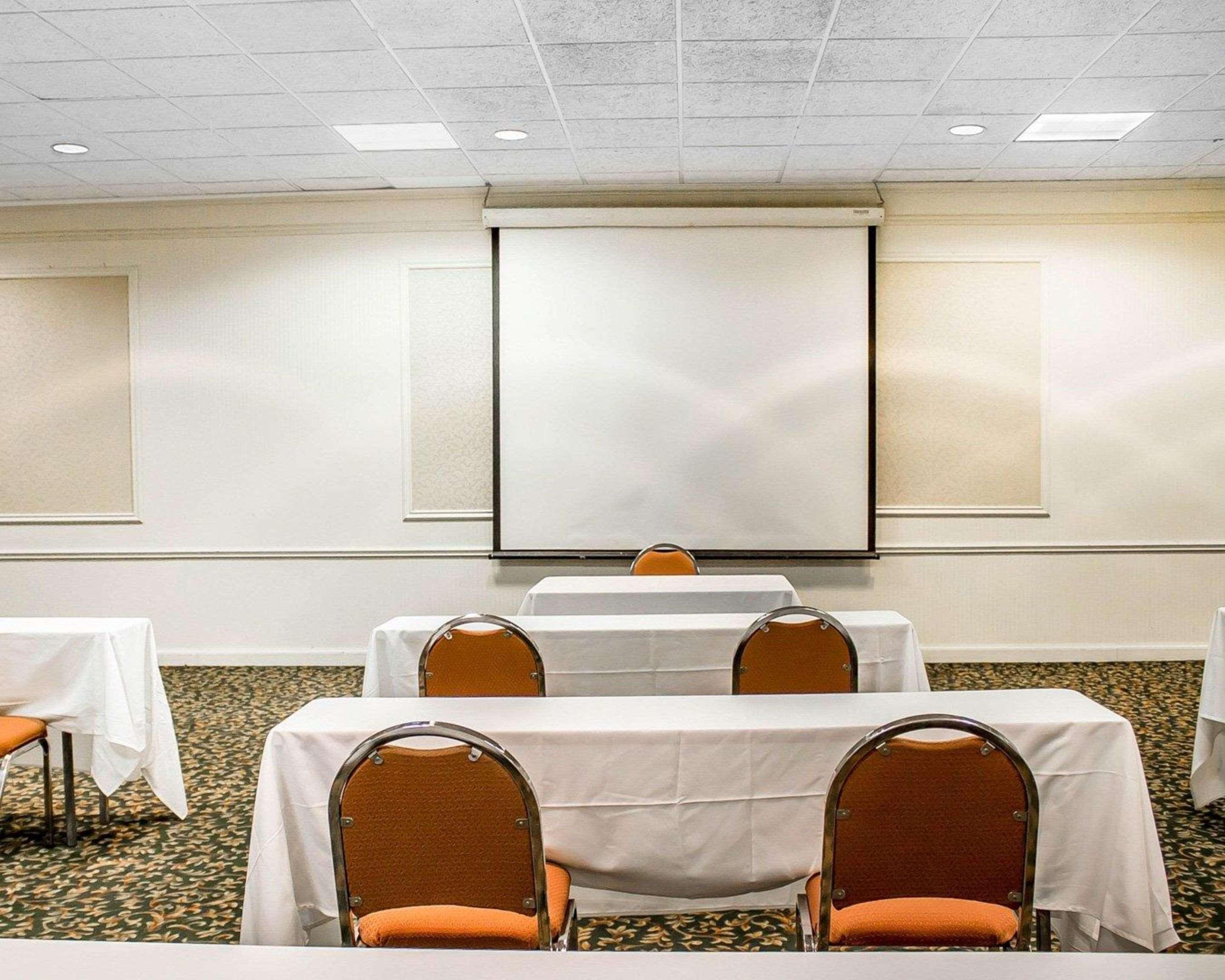 Quality Inn Rhinelander Экстерьер фото