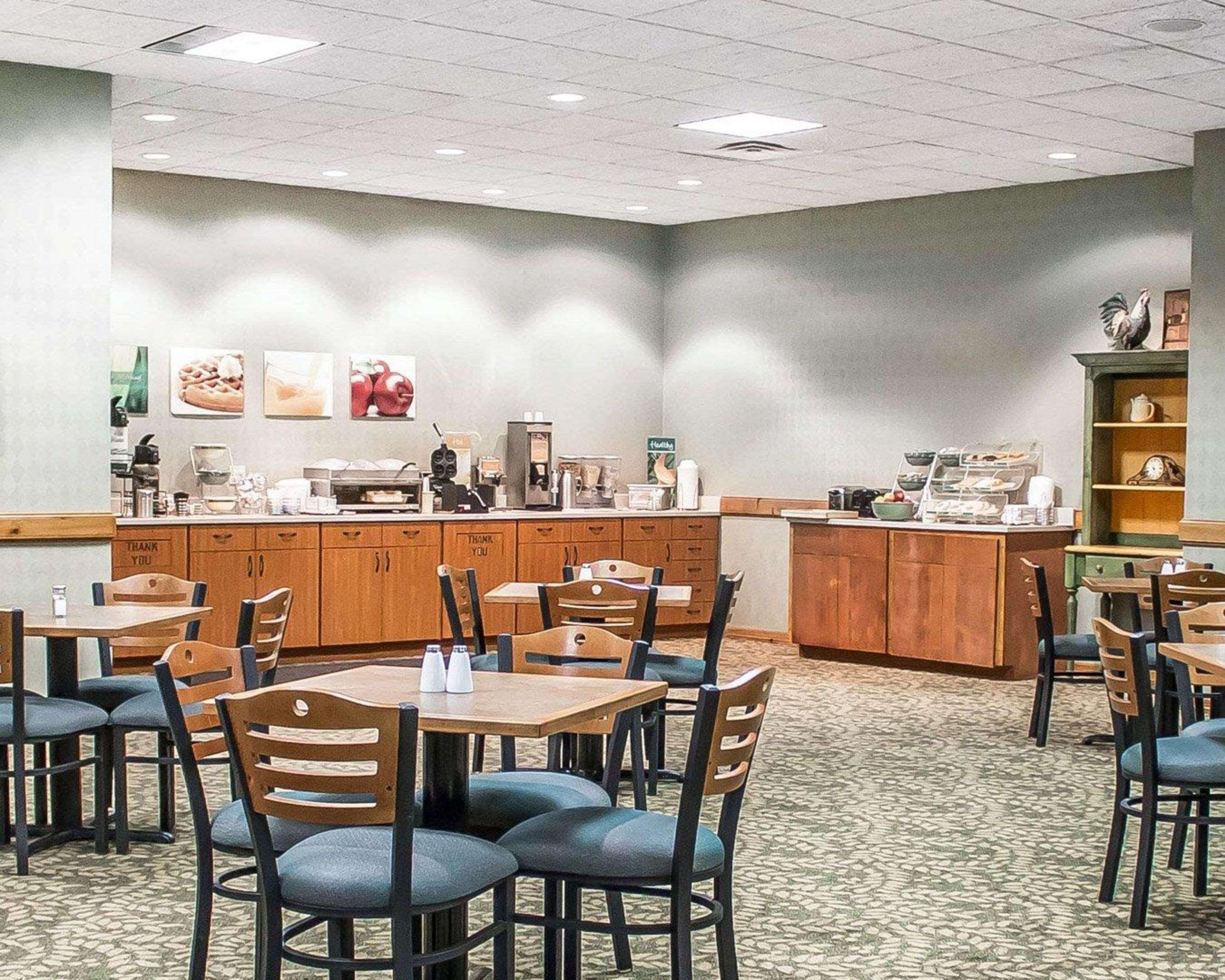 Quality Inn Rhinelander Экстерьер фото
