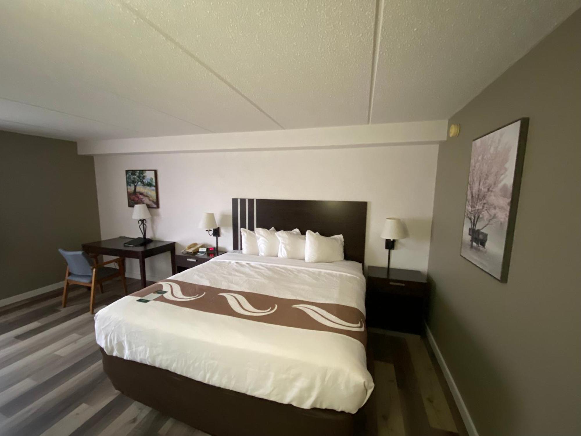 Quality Inn Rhinelander Экстерьер фото