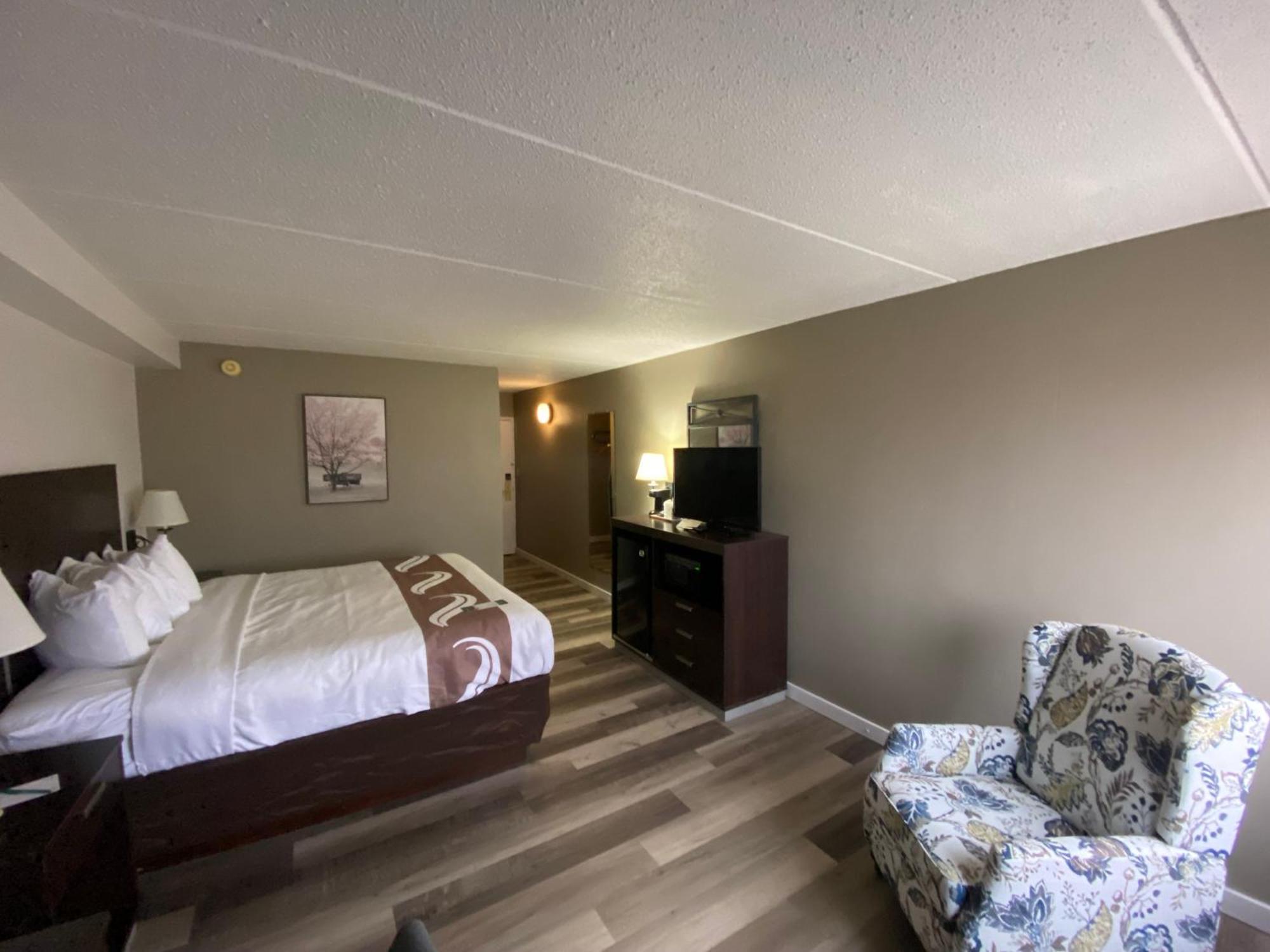 Quality Inn Rhinelander Экстерьер фото