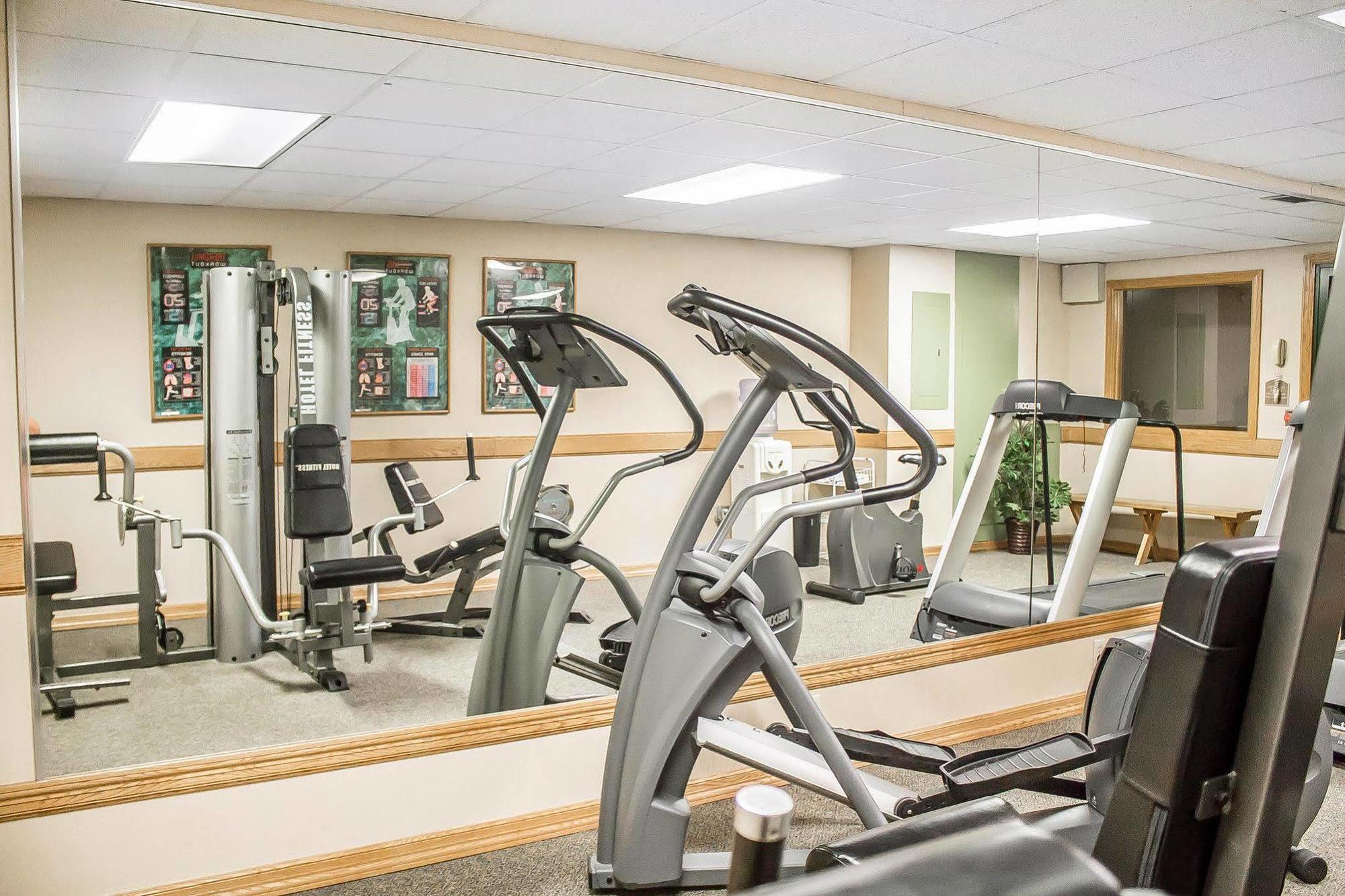 Quality Inn Rhinelander Экстерьер фото